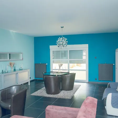 Agreable Et Charmante Maison Guest house Mons
