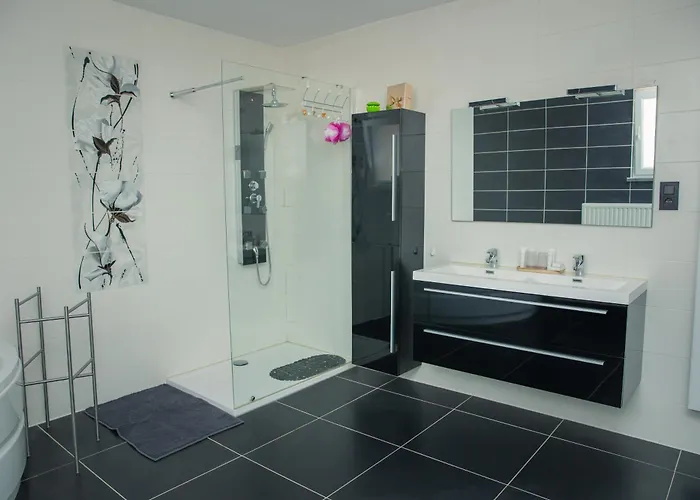 Agreable Et Charmante Maison Affittacamere *